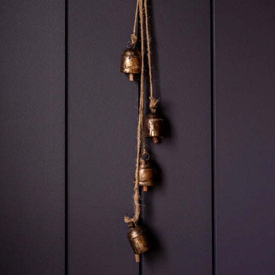 Medium Hanging Bell Clusters